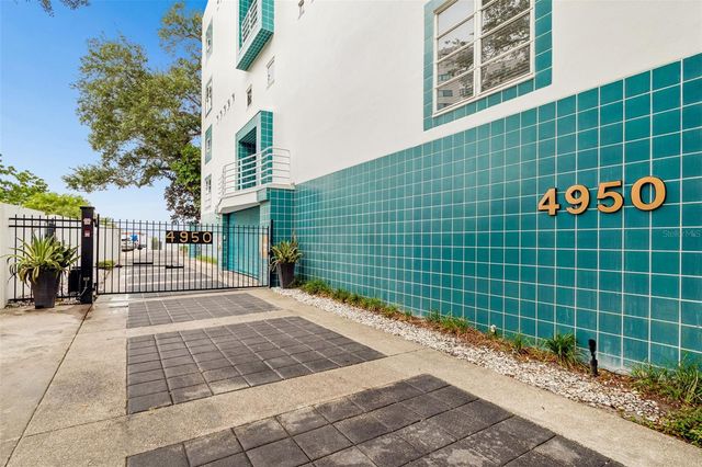 4950 BAYSHORE BOULEVARD 30, Tampa, FL 33611