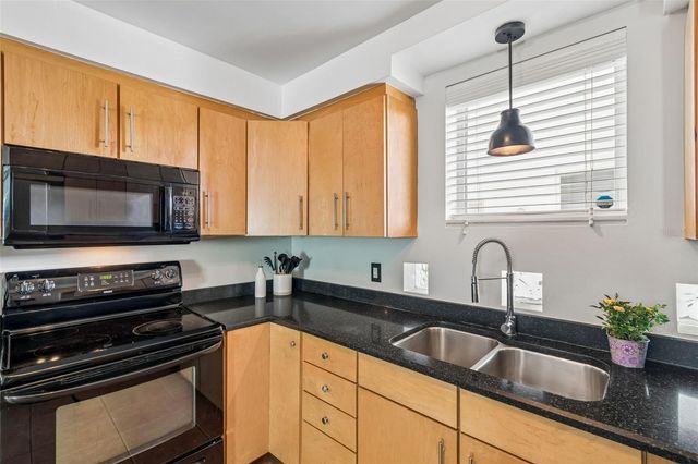 4950 BAYSHORE BOULEVARD 30, Tampa, FL 33611