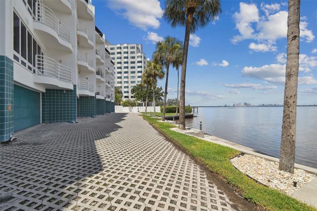 4950 BAYSHORE BOULEVARD 30, Tampa, FL 33611