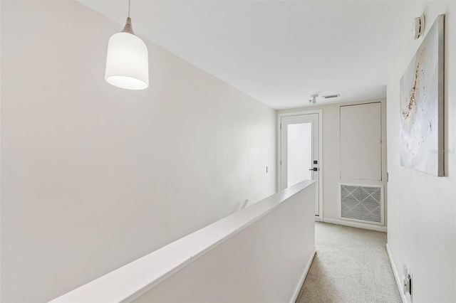 4950 BAYSHORE BOULEVARD 30, Tampa, FL 33611