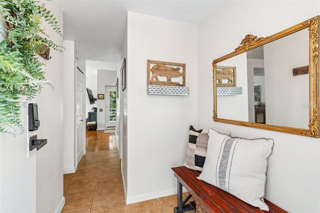 4950 BAYSHORE BOULEVARD 30, Tampa, FL 33611