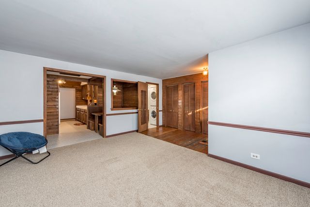 10867 W Beach Road, Beach Park, IL 60087