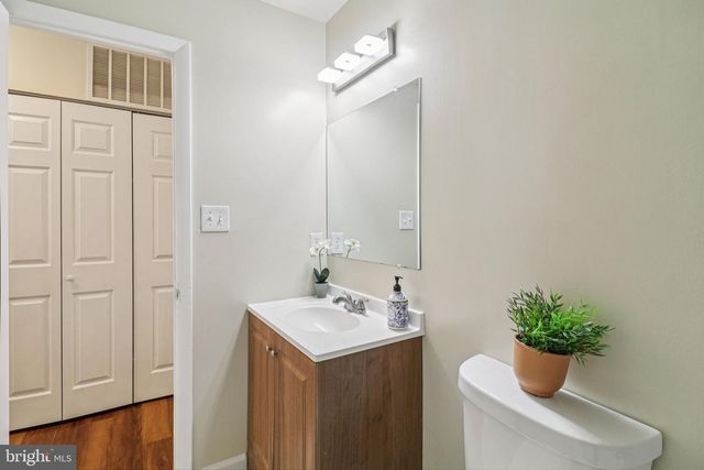 1050 DORSET DR, Waldorf, MD 20602