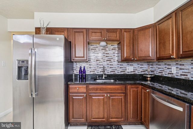 1050 DORSET DR, Waldorf, MD 20602