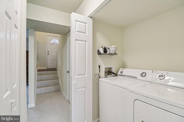 1050 DORSET DR, Waldorf, MD 20602