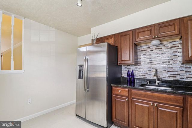 1050 DORSET DR, Waldorf, MD 20602