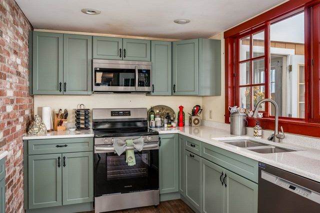 1310 & 1311 Upper City Road, Pittsfield, NH 03263