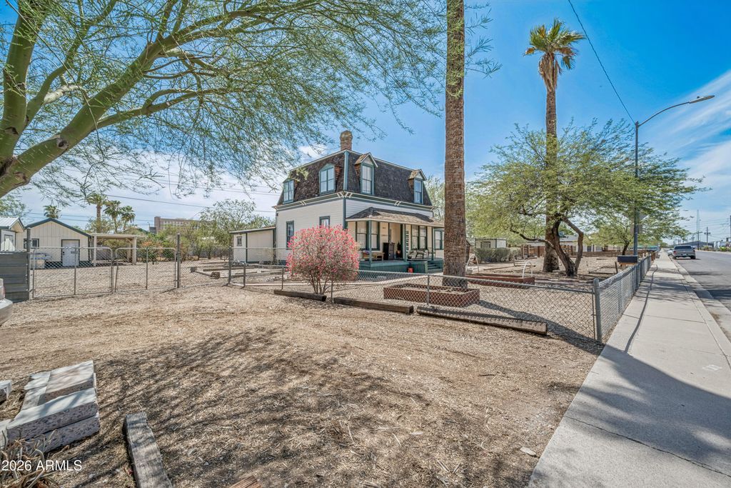 1611 W FILLMORE Street, Phoenix, AZ 85007 — exterior
