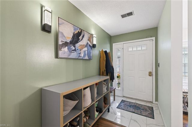 1321 Eagles Trace Path Apt E, Chesapeake, VA 23320