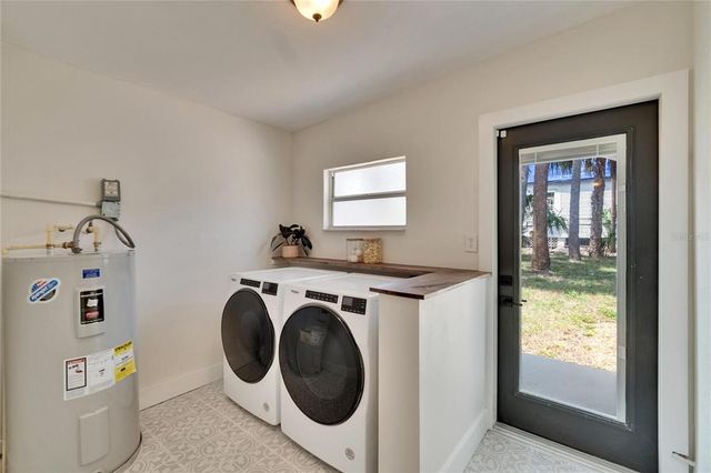 1923 W STATE STREET, Tampa, FL 33606