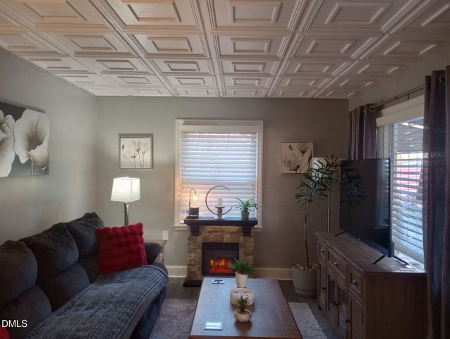 4004 Dalton Street, Winston-salem, NC 27105