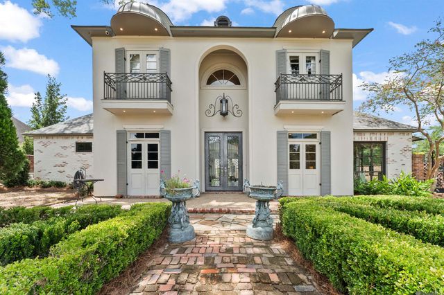 17410 W Muirfield Dr, Baton Rouge, LA 70810