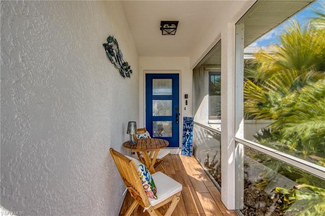 1617 SW 25th LN, Cape Coral, FL 33914