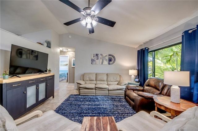 1617 SW 25th LN, Cape Coral, FL 33914