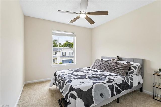 105 Egret Ct CT, Newport News, VA 23608