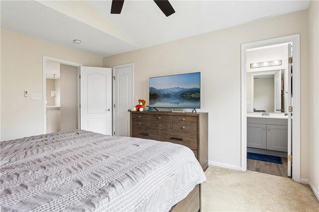 105 Egret Ct CT, Newport News, VA 23608