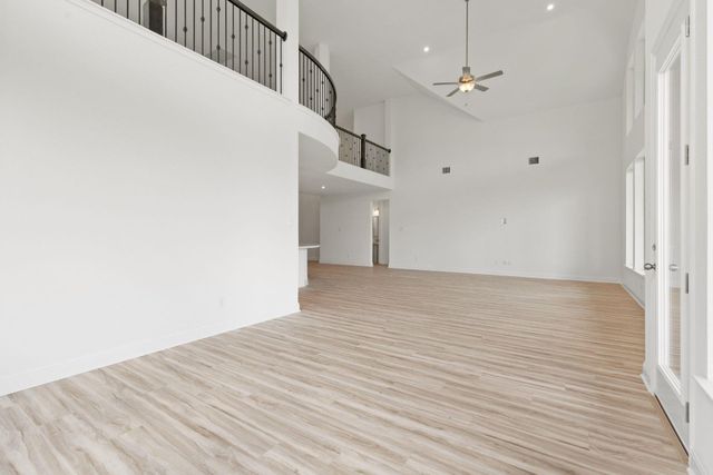 108 Montecilo DR, Liberty Hill, TX 78642
