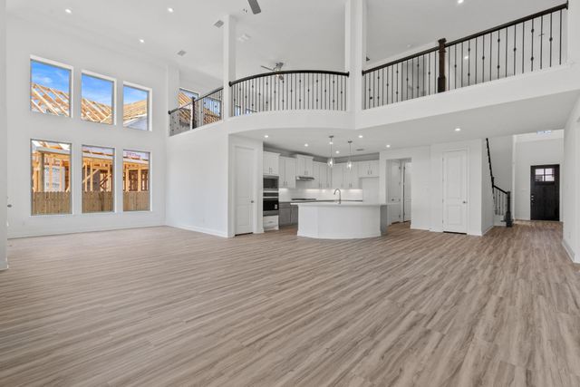 108 Montecilo DR, Liberty Hill, TX 78642
