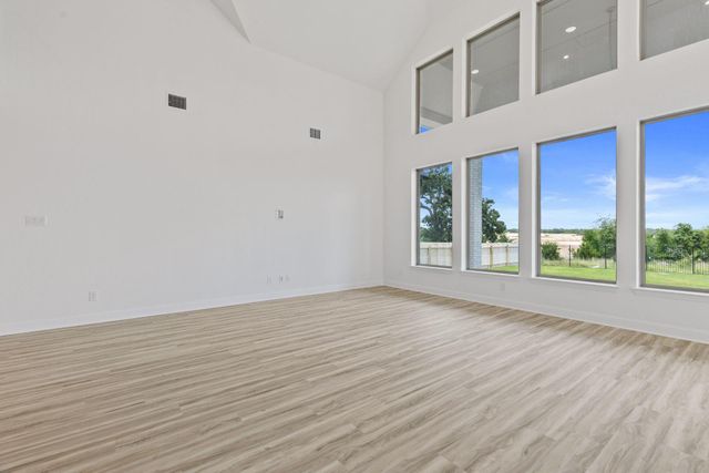 108 Montecilo DR, Liberty Hill, TX 78642