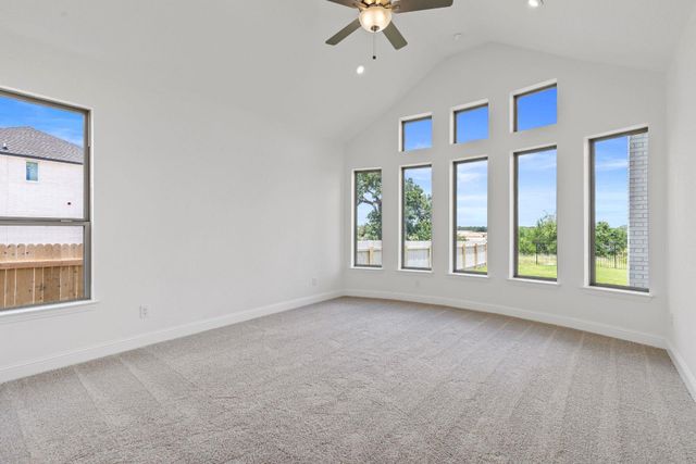 108 Montecilo DR, Liberty Hill, TX 78642
