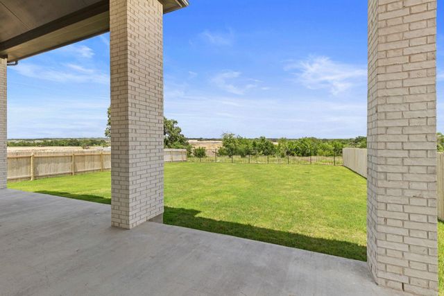 108 Montecilo DR, Liberty Hill, TX 78642