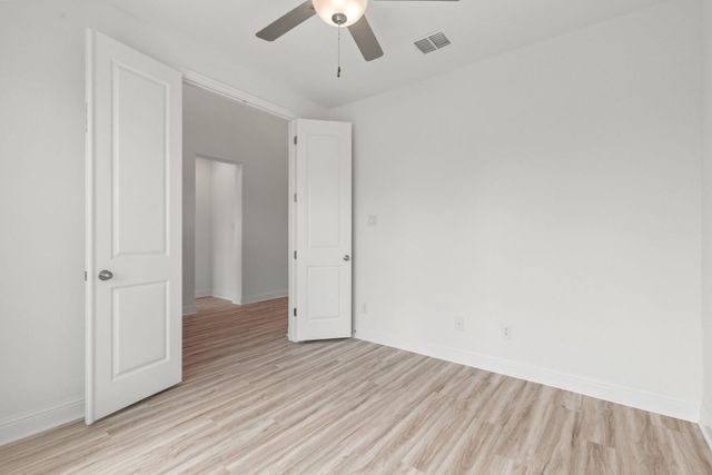 108 Montecilo DR, Liberty Hill, TX 78642
