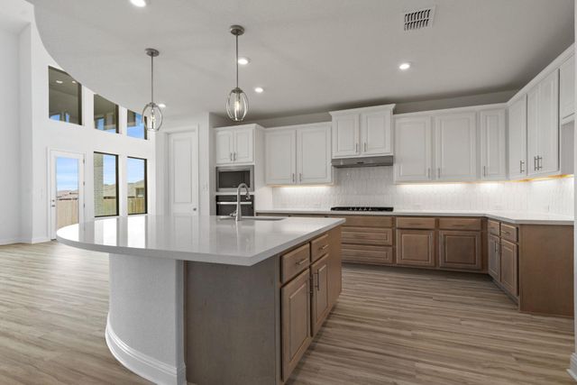 108 Montecilo DR, Liberty Hill, TX 78642