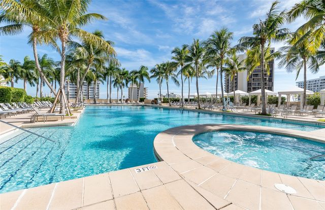 1425 Brickell Ave 58A, Miami, FL 33131