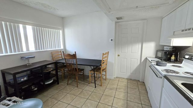 456 Racine Drive Unit D304, Wilmington, NC 28403