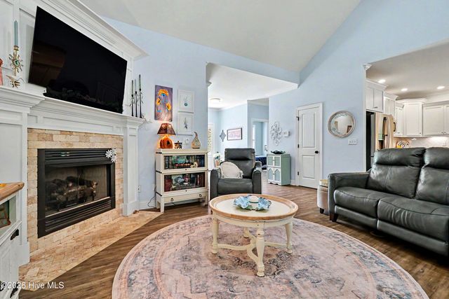 207 Westminster Way, Hampstead, NC 28443