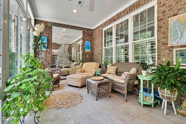 207 Westminster Way, Hampstead, NC 28443
