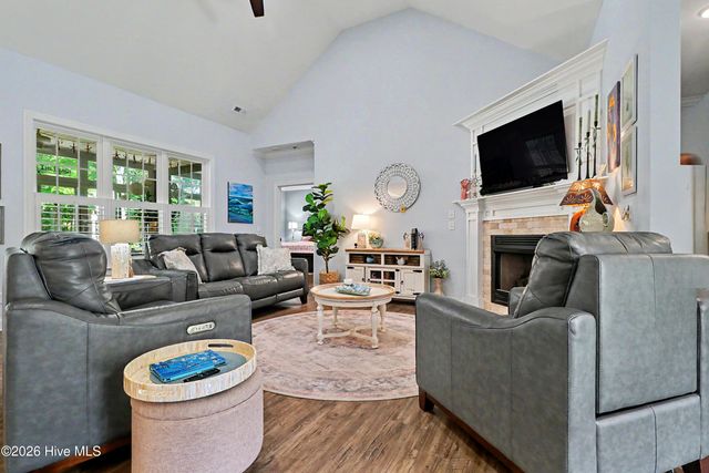 207 Westminster Way, Hampstead, NC 28443