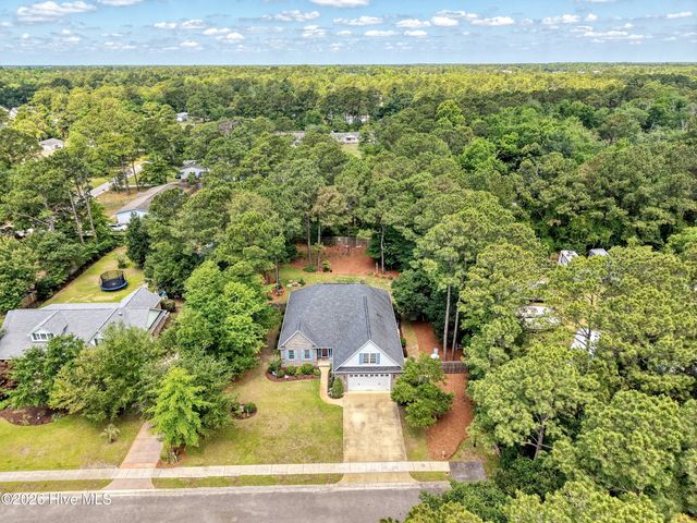 207 Westminster Way, Hampstead, NC 28443
