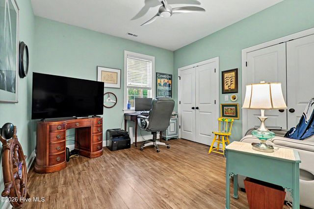 207 Westminster Way, Hampstead, NC 28443