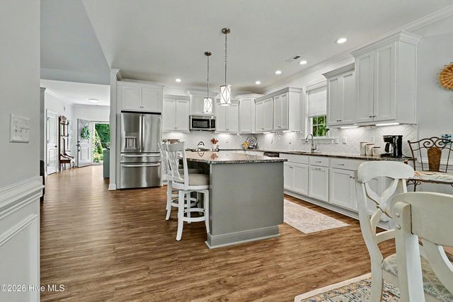 207 Westminster Way, Hampstead, NC 28443