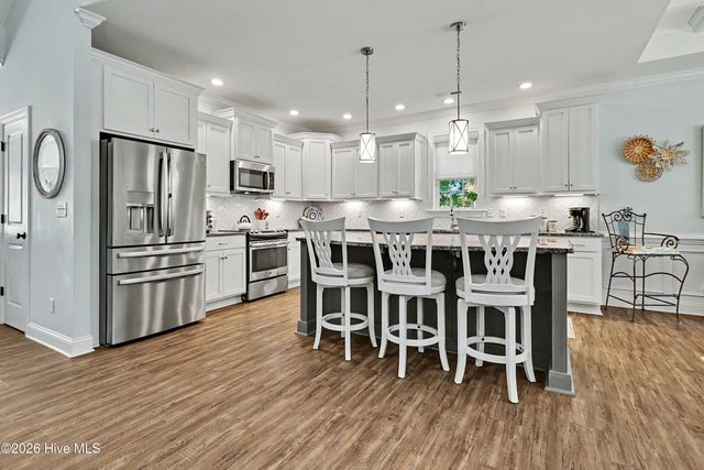 207 Westminster Way, Hampstead, NC 28443
