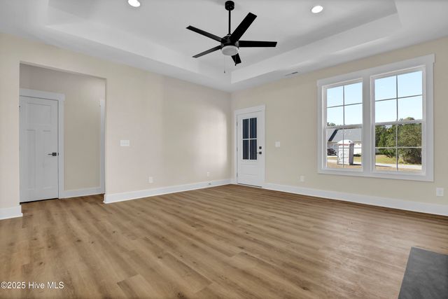 210 E Ridge Court, Jacksonville, NC 28540