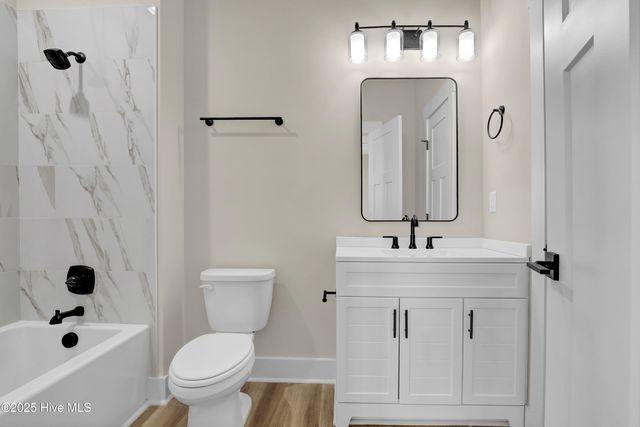 210 E Ridge Court, Jacksonville, NC 28540