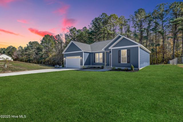 210 E Ridge Court, Jacksonville, NC 28540