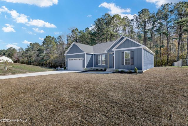 210 E Ridge Court, Jacksonville, NC 28540