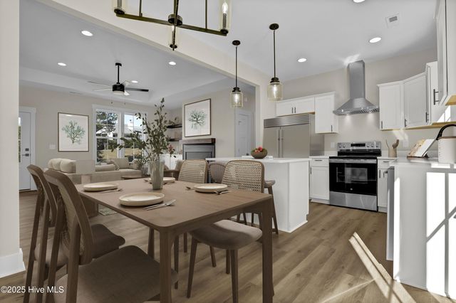 210 E Ridge Court, Jacksonville, NC 28540