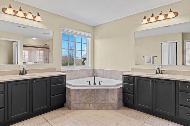 1866 River Lakes ROAD, Oconomowoc, WI 53066