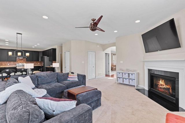 1866 River Lakes ROAD, Oconomowoc, WI 53066