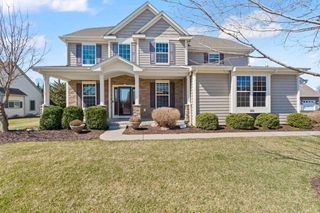 1866 River Lakes ROAD, Oconomowoc, WI 53066