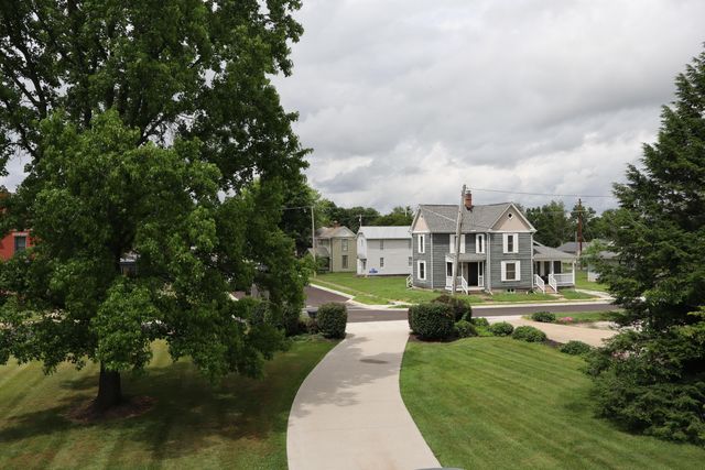 75 Church Street, Ashville, OH 43103