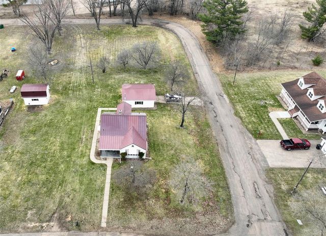 328 3rd Avenue, Chippewa Falls, WI 54729