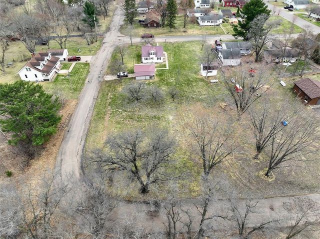 328 3rd Avenue, Chippewa Falls, WI 54729