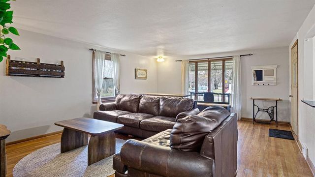 328 3rd Avenue, Chippewa Falls, WI 54729