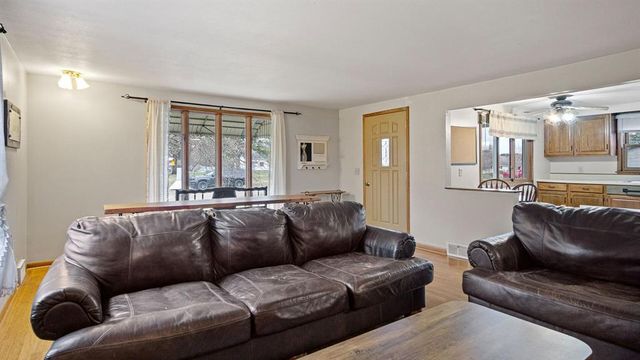 328 3rd Avenue, Chippewa Falls, WI 54729