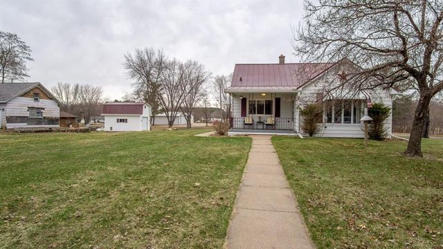 328 3rd Avenue, Chippewa Falls, WI 54729
